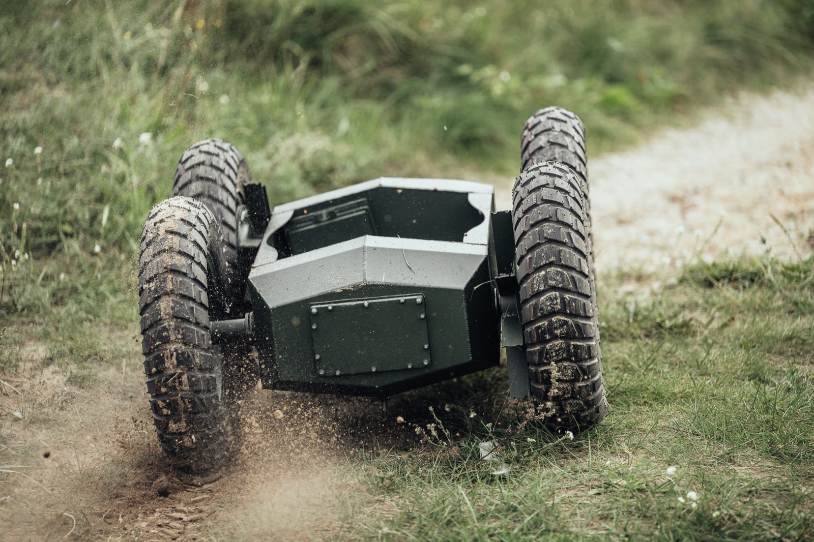 IRON HAYA UGV